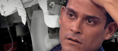 Christian Domínguez sufre grave accidente automovilístico que destrozó su camioneta en su regreso a Lima Christian Domínguez sufre grave accidente automovilístico que destrozó su camioneta en su regreso a Lima