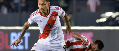 Paolo Guerrero ante Paraguay Así recibieron los hinchas a Paolo Guerrero en el Estadio Monumental tras su ingreso ante Paraguay