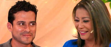 Karla Tarazona corresponde coqueteo de Christian Domínguez en vivo Karla Tarazona corresponde coqueteo de Christian Domínguez en VIVO