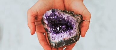 Cómo y por qué limpiar tus piedras preciosas durante la Luna llena del 21 de julio ¡Me lo agradecerás! Cómo y por qué limpiar tus piedras preciosas durante la Luna llena del 21 de julio