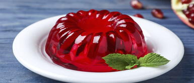 Conoce cómo preparar gelatina con mucho colágeno. La gelatina rica en colágeno que alivia el dolor de rodilla: Fortalece articulaciones