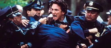 'Río místico' es protagonizado por Sean Penn y Kevin Bacon La película en Max con la que Sean Penn ganó un Oscar: un drama con un final inolvidable