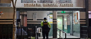 Ismael Quispe Potosi, dueño de la pollería Hilario, se encontraba en el piso con al menos 5 impactos de bala en el cuerpo. Foto: Cristina Gálvez/LR Dueño de pollería en San Juan de Lurigancho DEFENDIÓ a sus comensales de ASALTO y fue BALEADO