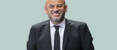 Mr. Peet se sube a las tablas. Mr. Peet debuta con su primer unipersonal