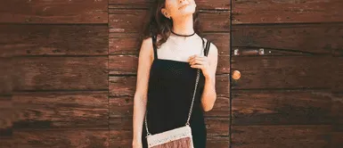 Esto revela tu personalidad si llevas el bolso cruzado, según la psicología ¡Impactante! Esto revela tu personalidad si llevas el bolso cruzado, según la psicología