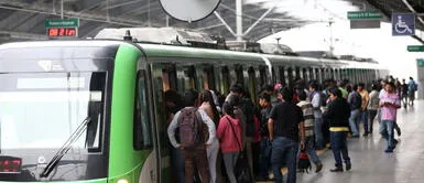 Hombre pierde la vida tras arrojarse a las vías del tren de la Línea 1 del Metro de Lima Hombre pierde la vida tras arrojarse a las vías del tren de la Línea 1 del Metro de Lima