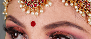 Significado del punto rojo en la frente de las mujeres hindús. ¿Por qué las mujeres hindúes llevan un punto rojo en la frente?