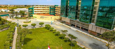 Docente universitario es capturado desnudo en hotel: pedía favor sexual a estudiante para aprobarla Docente universitario es capturado desnudo en hotel: pedía favor sexual a estudiante para aprobarla