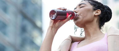 Bebidas energizantes ¡Adiós a la resaca! Beneficios de las bebidas energizantes para una rápida hidratación