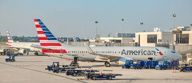 American Airlines suspende vuelos de manera temporal. Reconocida aerolínea suspende todos sus vuelos de manera inesperada: ¿Qué está ocurriendo?