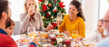 Las mejores cinco oraciones para rezar en familia y decirlo en Nochebuena Las mejores cinco oraciones para rezar en familia y decirlo en Nochebuena