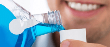 Enjuague bucal. La importante razón por la cual no debes usar enjuague bucal después de hacer ejercicio