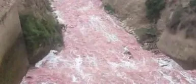 Río Rímac Río Rímac se tiñe de rojo y genera gran preocupción ante extraño fenómeno: ¿Qué dijo Sedapal?