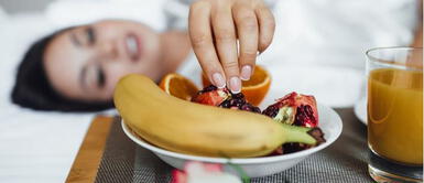 Fruta amada por neurólogos para dormir La fruta amada por los neurólogos que debes comer antes de dormir y cambiará tu sueño para siempre