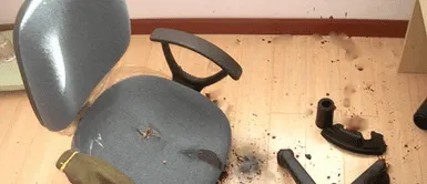 Silla de oficina explota. Lo que nadie te ha contado: el peligro mortal oculto en tu silla de oficina podría costarte la vida