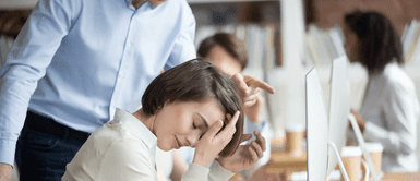 Señales de que tu jefe quiere que renuncies. Estas 6 señales revelan que tu jefe quiere que renuncies y podrías estar en la lista de despidos