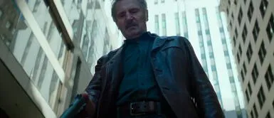 Liam Neeson vuelve al cine de acción en su regreso a las salas de cine peruanos Liam Neeson muestra que sigue siendo el rey de la acción a los 72 años con "Implacable"