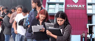 Postula a la GRAN convocatoria de la Sunat solo con secundaria Postula a la GRAN convocatoria de la Sunat solo con secundaria: sueldos de hasta S/ 11 mil, no necesitas tener título