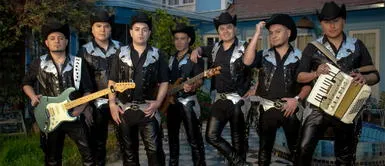 El “Grupo Zúmbale Primo” es la banda chilena de música Tropical Ranchera más importante del país con más de 10 años de trayectoria. Zúmbale Primo y Corazón Serrano se unen en una gran colaboración