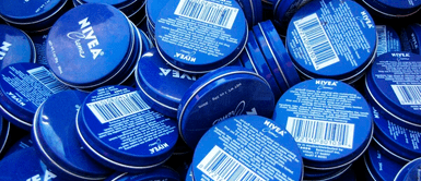 La IMPACTANTE conclusión de la OCU tras analizar la calidad de la crema Nivea de lata azul La IMPACTANTE conclusión de la OCU tras analizar la calidad de la crema NIVEA de lata azul