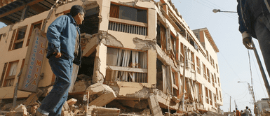 Simulacro en Ica: Terremoto de 8.0 en Ica cobra más de 300 vidas y deja 107 mil damnificados Simulacro en Ica: Terremoto de 8.0 en Ica cobra más de 300 vidas y deja 107 mil damnificados