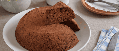 Olvídate de la harina y el azúcar: así se prepara el bizcochuelo de chocolate más saludable Olvídate de la harina y el azúcar: así se prepara el bizcochuelo de chocolate más saludable