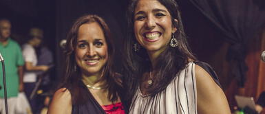 En el taller tendrán de invitada a la cantante Ana Carina. Mónica Gastelumendi y Claudia Madueño abren taller de voz con “Hits que hacen historia”