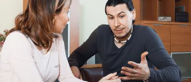 Desviar la mirada en discusión de pareja ¿Tu pareja desvía la mirada al discutir? Esto es lo que la psicología revela sobre su comportamiento