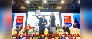 La gerente de Operaciones de GPTW elogió la cultura organizacional de la UCV. Fuente: Difusión. Great Place to Work certifica a universidad peruana por su destacado clima laboral