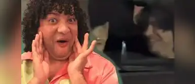 Carlos Vílchez. ATENCIÓN | Carlos Vílchez fue captado CARIÑOSO con una mujer en su auto y usuarios SE VUELVEN LOCOS: "Cayó una leyenda"