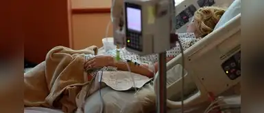 Actriz vence al cáncer y enfrenta nueva enfermedad Tras vencer el cáncer, querida actriz revela su dolorosa lucha contra la esclerosis múltiple: “Apenas puedo llegar al baño”