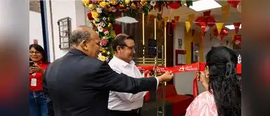 La microfinanciera continúa consolidando su crecimiento a nivel nacional y fortalece su presencia en una de las zonas comerciales más dinámicas de Lima Este. Emprendedores de SJL tendrán nueva sede de Caja Trujillo con múltiples beneficios financieros