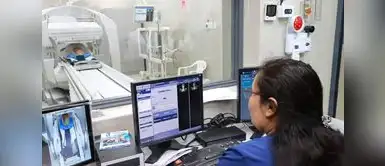 EsSalud. IPEN entrega tecnología nuclear a hospitales de EsSalud para fortalecer la atención a pacientes oncológicos
