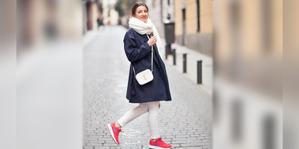 4 formas de combinar tus zapatillas rojas en este otoño-invierno