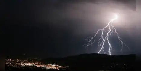 Senamhi lanza ADVERTENCIA por DECIMOSEGUNDO FRIAJE: lluvias intensas y vientos desde el 15 de octubre en estas regiones Senamhi lanza ADVERTENCIA por DECIMOSEGUNDO FRIAJE: lluvias intensas y vientos desde el 15 de octubre en estas regiones