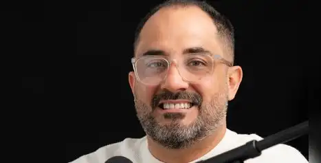 Promesas rápidas vs crecimiento sólido: la diferencia que define a los creadores financieros, según José González Díaz