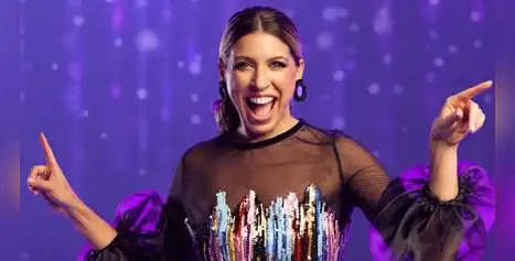 ¡FLORICIENTA REGRESA A LIMA! Flor Bertotti anuncia esperado concierto en Costa 21 ¡FLORICIENTA REGRESA A LIMA! Flor Bertotti anuncia esperado concierto en Costa 21