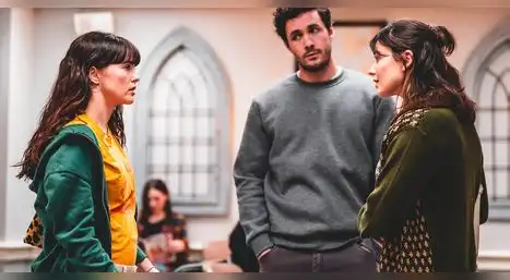 'Beso de tres' llega a cines peruanos: comedia romántica protagonizada por Zoey Deutch