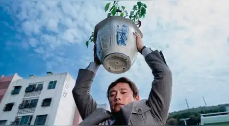 'La única opción' llega a cines este 15 de enero: película es protagonizada por Lee Byung-Hun