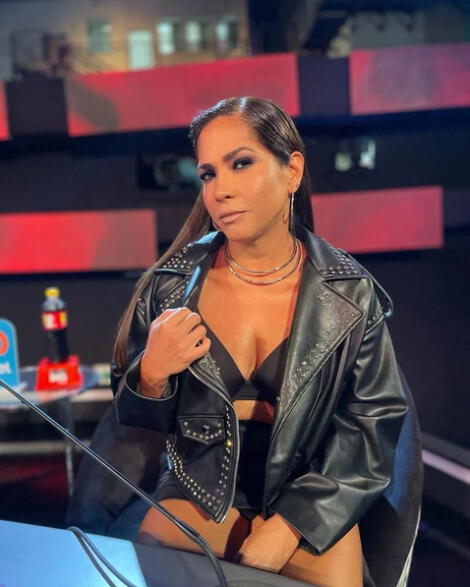 Katia Palma demostró su poder femenino con outfit de estilo rockero en  'Duelo de Campeones'