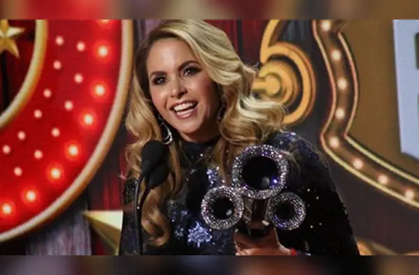 Lucero en el ojo de la tormenta wapa.pe