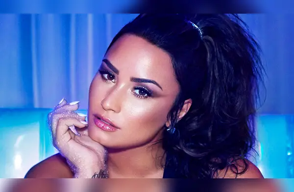 Demi Lovato se muestra sin maquillaje y deja mensaje inspirador a todas las mujeres wapa.pe