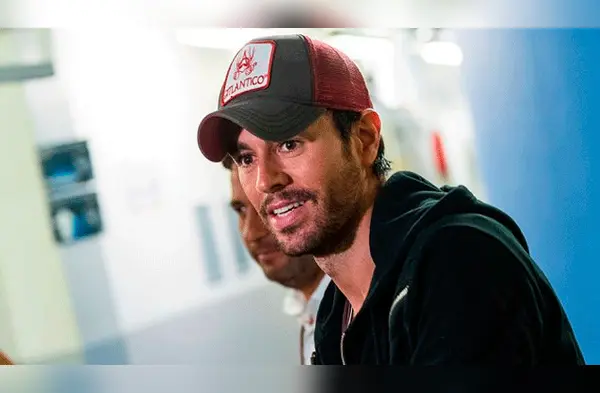 El cantante español sorprendió a todos con un gesto que no le ha gustado a sus fans en Instagram. wapa.pe