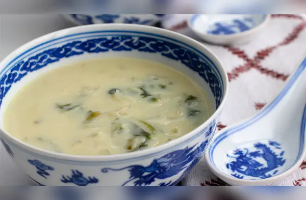 Esta es la receta para hacer una riquísima sopa de leche. wapa.pe