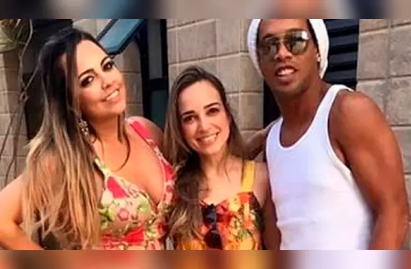 Ronaldinho se podría casa con dos mujeres en el mes de agosto wapa.pe