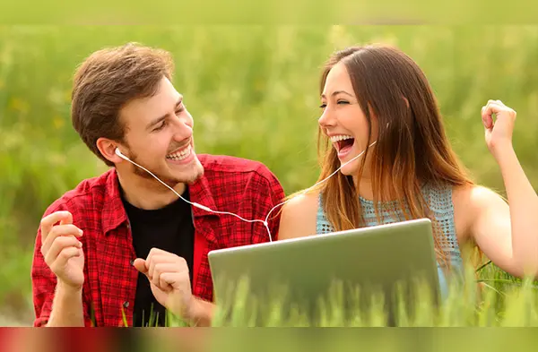 Si tu novio es del mismo signo del zodiaco, aprenderás estas grandes lecciones. wapa.pe