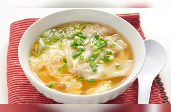 Conoce la receta tradicional para preparar una rica sopa wantan. wapa.pe