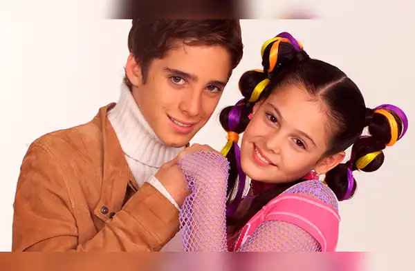 Diego Boneta y Allison Lozz hacían una excelente pareja en "Misión SOS". wapa.pe