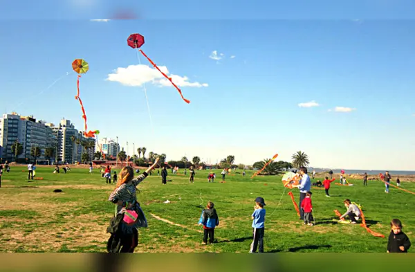 Consejos para volar cometas y no tener accidentes con los cables eléctricos aéreos wapa.pe