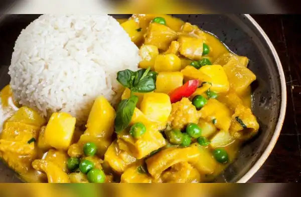 ¿Cómo se prepara un exquisito cau cau? wapa.pe